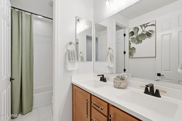 22607 E RUSSET Road, Queen Creek, AZ 85142