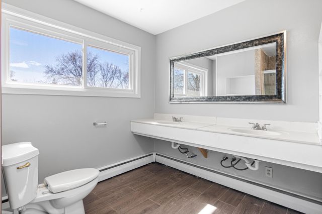 3206 63rd Avenue N, Brooklyn Center, MN 55429