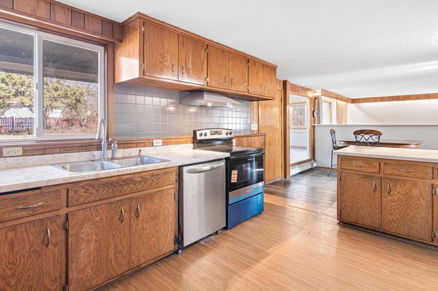 3206 63rd Avenue N, Brooklyn Center, MN 55429