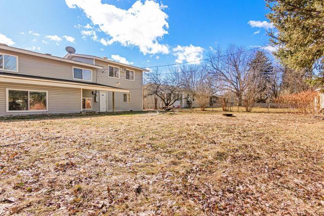 3206 63rd Avenue N, Brooklyn Center, MN 55429