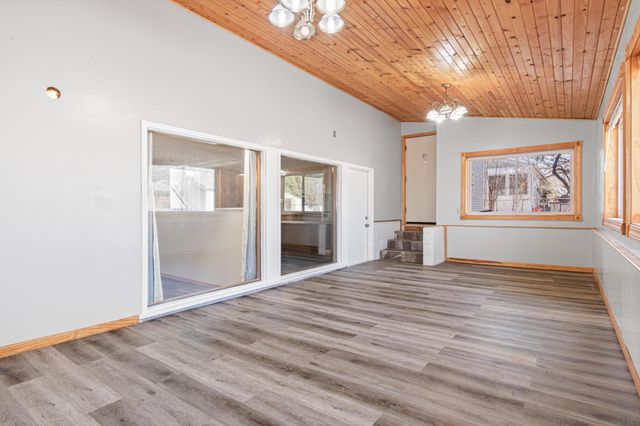 3206 63rd Avenue N, Brooklyn Center, MN 55429