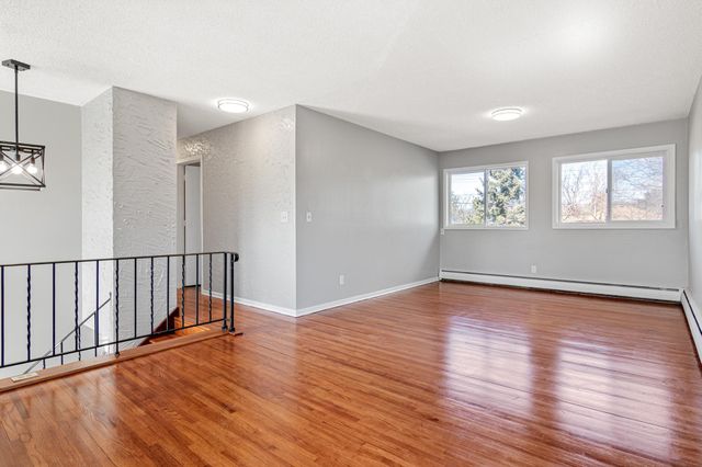 3206 63rd Avenue N, Brooklyn Center, MN 55429