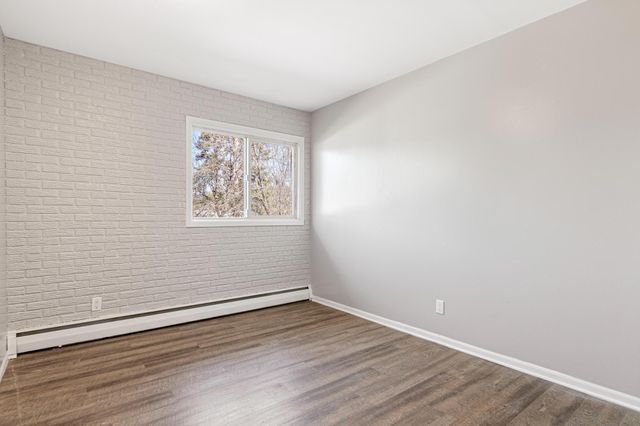 3206 63rd Avenue N, Brooklyn Center, MN 55429