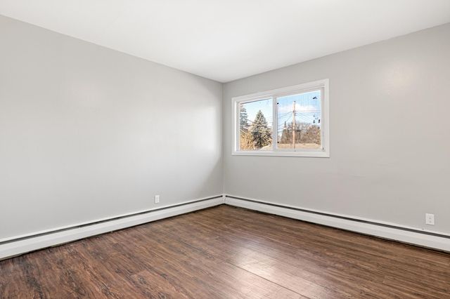 3206 63rd Avenue N, Brooklyn Center, MN 55429