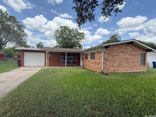 4519 Creekmoor Dr, San Antonio, TX 78220