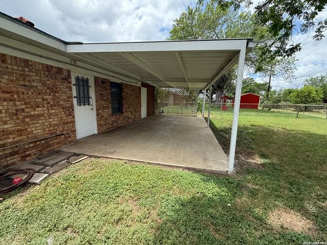 4519 Creekmoor Dr, San Antonio, TX 78220