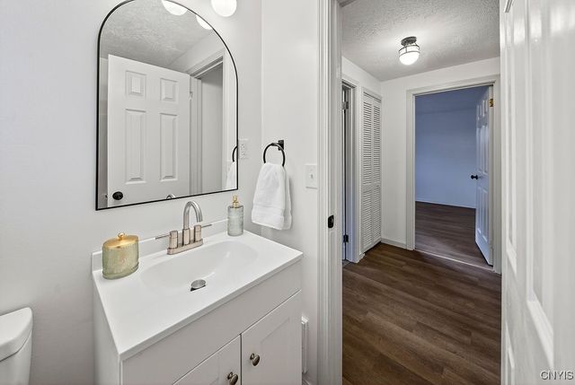 105 Florida Road South, Salina, NY 13211