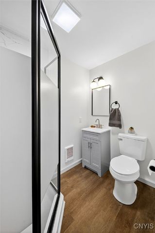 105 Florida Road South, Salina, NY 13211