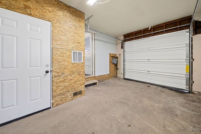 105 Florida Road South, Salina, NY 13211