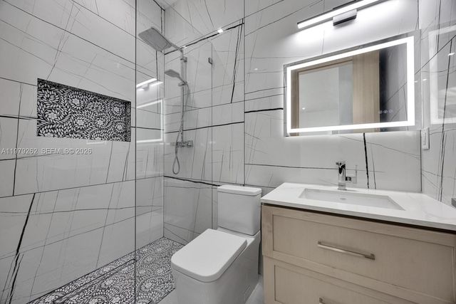 472 S Royal Poinciana Blvd, Miami Springs, FL 33166