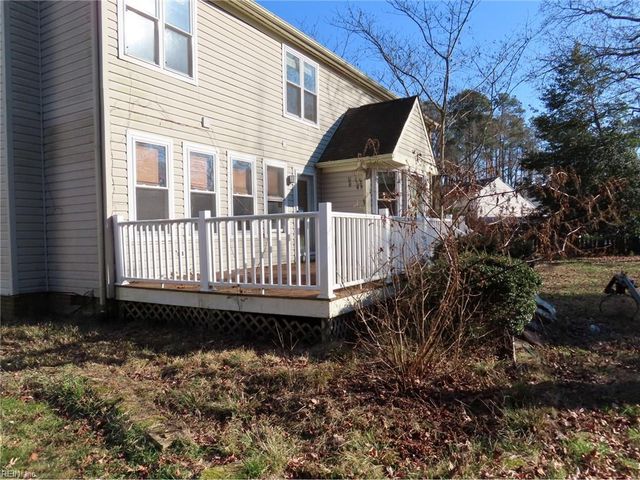 318 Dunnavant LN, Newport News, VA 23606