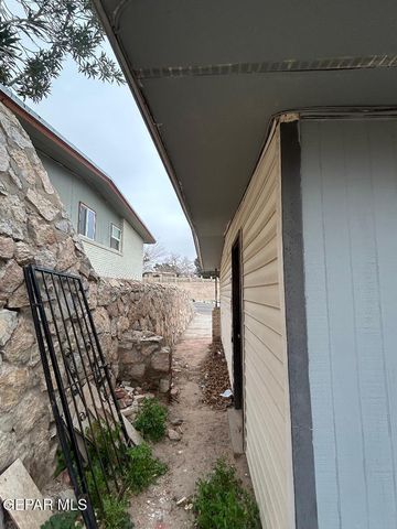 1905 WEDGEWOOD Drive, El Paso, TX 79925