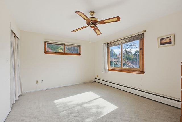 22 Jacqueline Rd D, Waltham, MA 02452