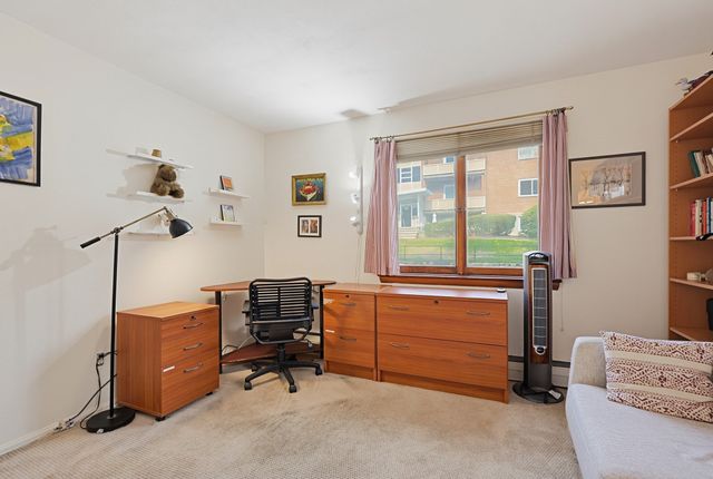 22 Jacqueline Rd D, Waltham, MA 02452