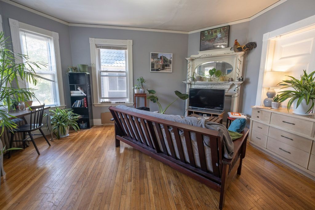 430 Centre St. 2, Boston, MA 02130