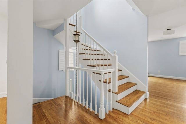 20 Ocean Ave 4, Marblehead, MA 01945