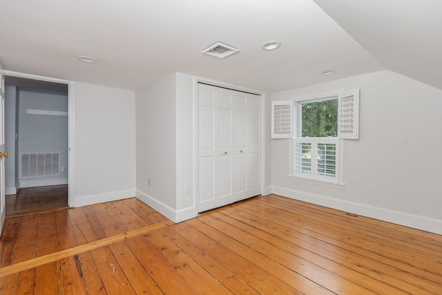 20 Ocean Ave 4, Marblehead, MA 01945