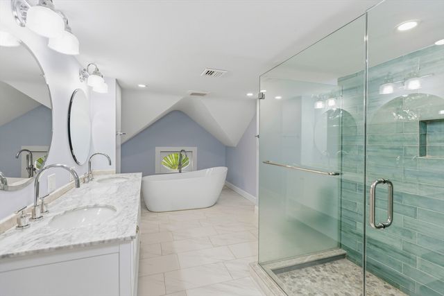 20 Ocean Ave 4, Marblehead, MA 01945