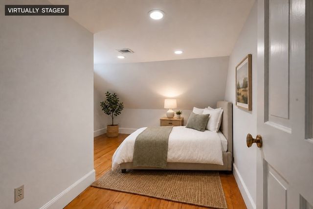 20 Ocean Ave 4, Marblehead, MA 01945