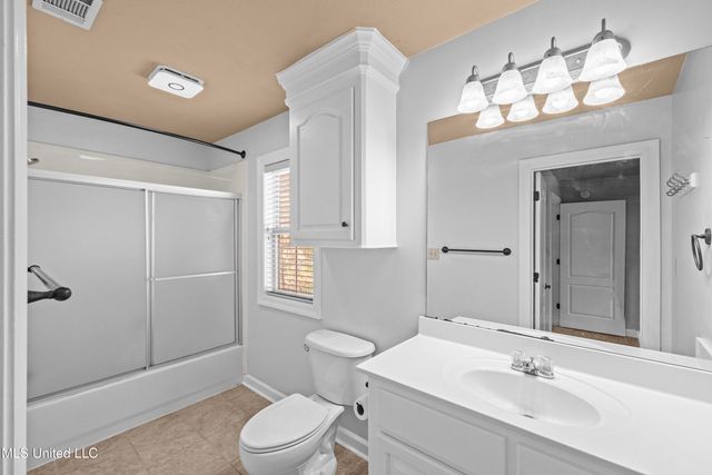 123 Oakhurst Drive, Clinton, MS 39056