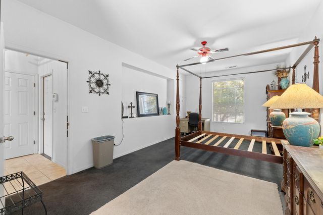 2729 W Ceres Court, Visalia, CA 93291