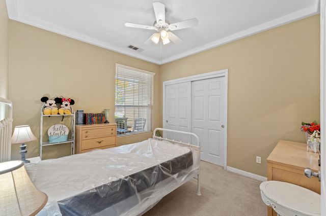 2729 W Ceres Court, Visalia, CA 93291