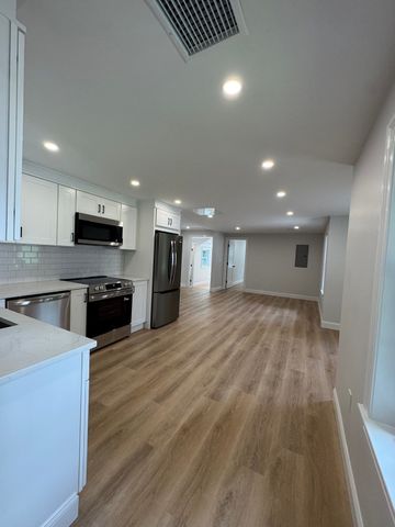 158 Fairview Ave, Athol, MA 01331