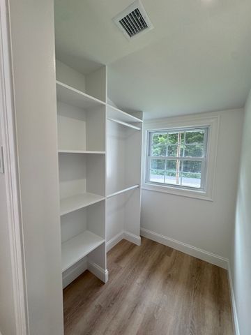 158 Fairview Ave, Athol, MA 01331