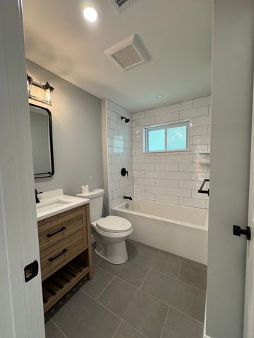 158 Fairview Ave, Athol, MA 01331