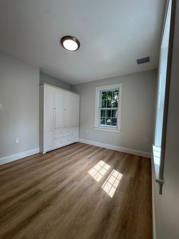 158 Fairview Ave, Athol, MA 01331