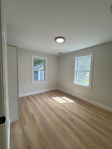 158 Fairview Ave, Athol, MA 01331