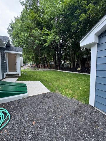 158 Fairview Ave, Athol, MA 01331