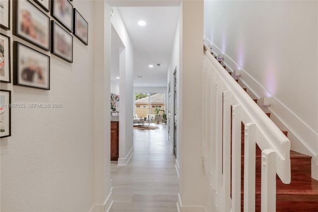 8916 SW 19th St, Miramar, FL 33025