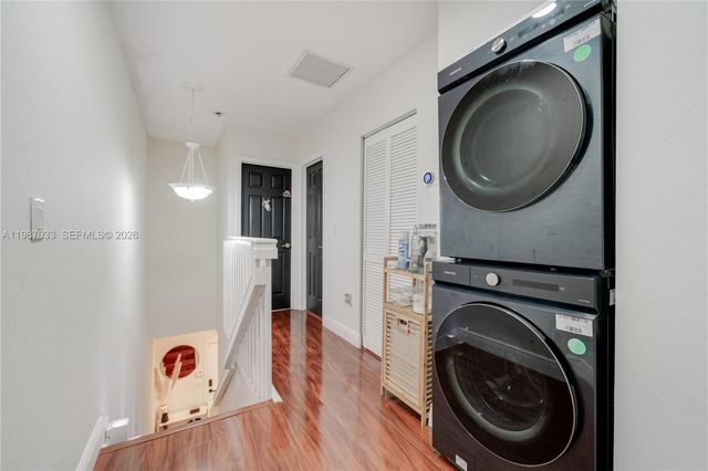 8916 SW 19th St, Miramar, FL 33025