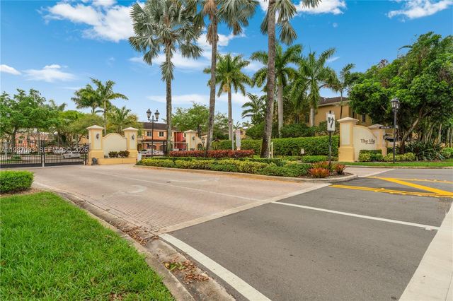 8916 SW 19th St, Miramar, FL 33025