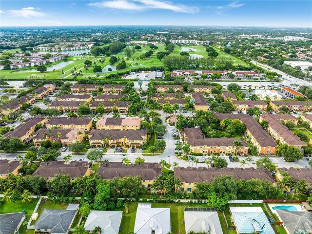 8916 SW 19th St, Miramar, FL 33025