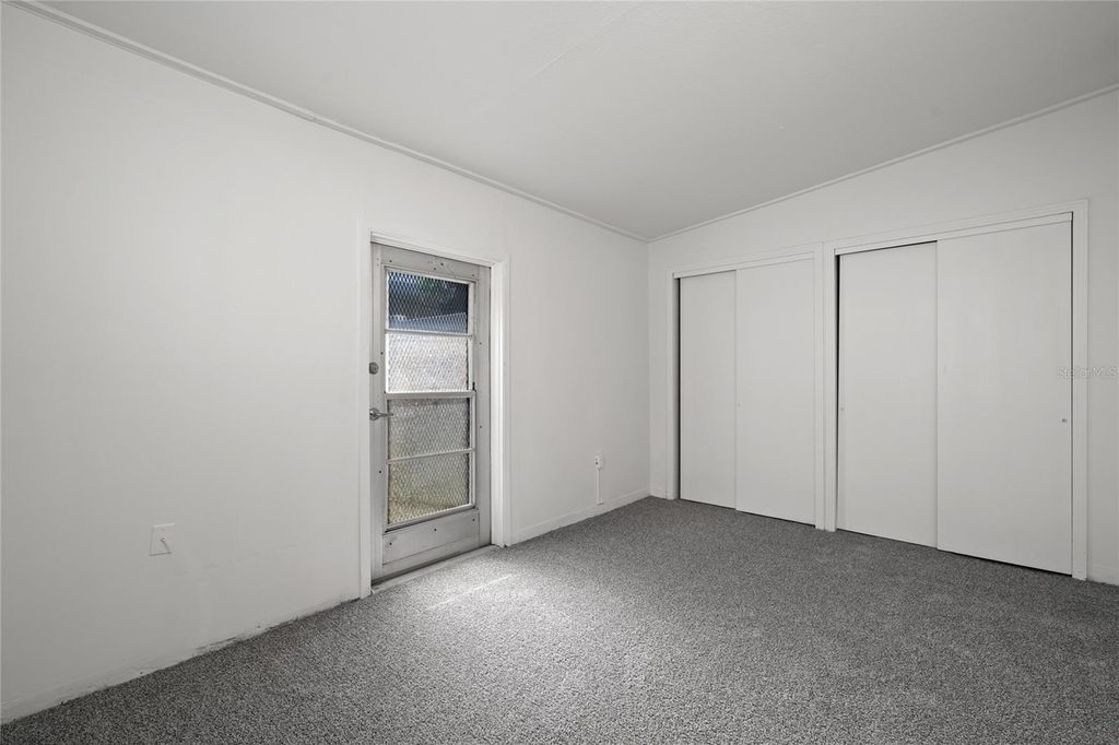 Image 12 of property listing at 1541 W LA SALLE STREET, Tampa, FL 33607