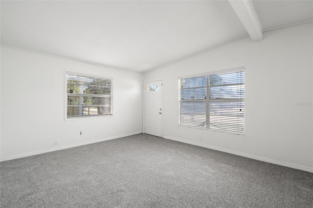 Image 5 of property listing at 1541 W LA SALLE STREET, Tampa, FL 33607