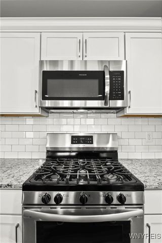 7308 Woodhaven Drive, Lockport Town, NY 14094