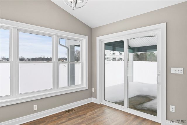 7308 Woodhaven Drive, Lockport Town, NY 14094