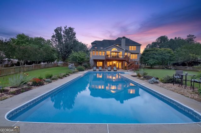100 Grouse Point, Fayetteville, GA 30215