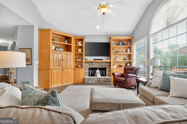 100 Grouse Point, Fayetteville, GA 30215