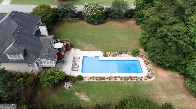 100 Grouse Point, Fayetteville, GA 30215