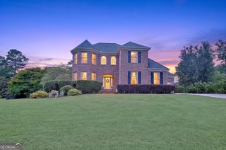 100 Grouse Point, Fayetteville, GA 30215
