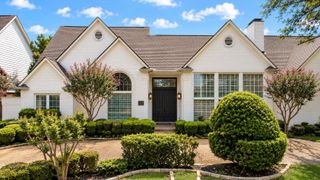 4612 Saxon Drive, Plano, TX 75093