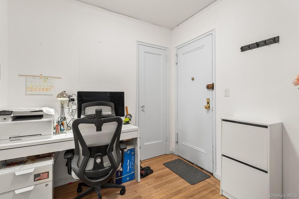 75 Bank Street 1B, New York (manhattan), NY 10014 — photo 4