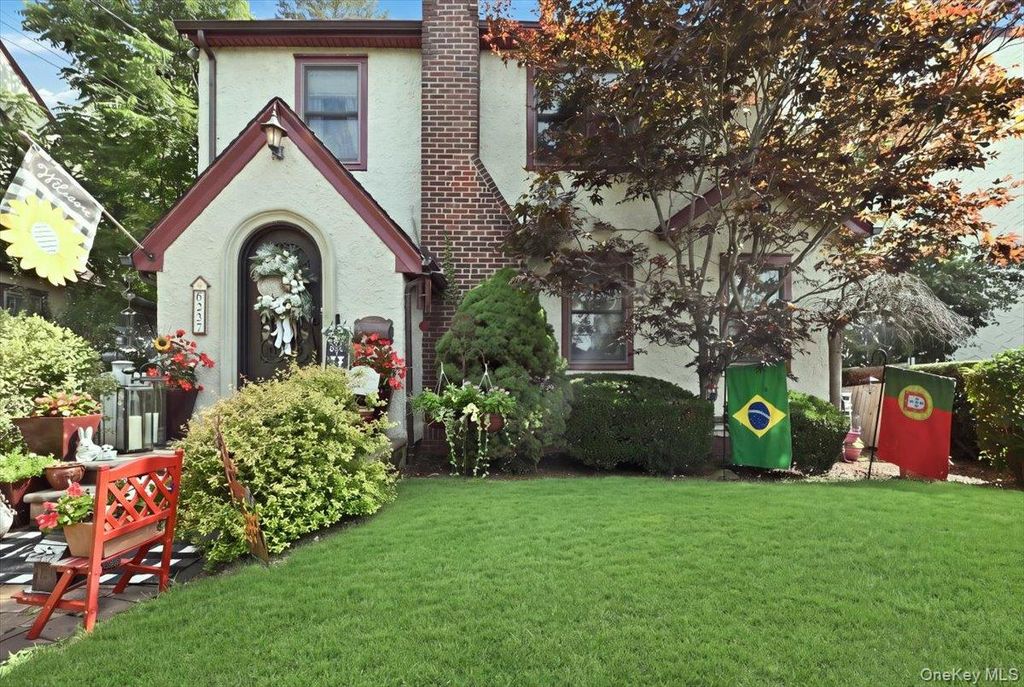 227 Sycamore Street, West Hempstead, NY 11552 — photo 3
