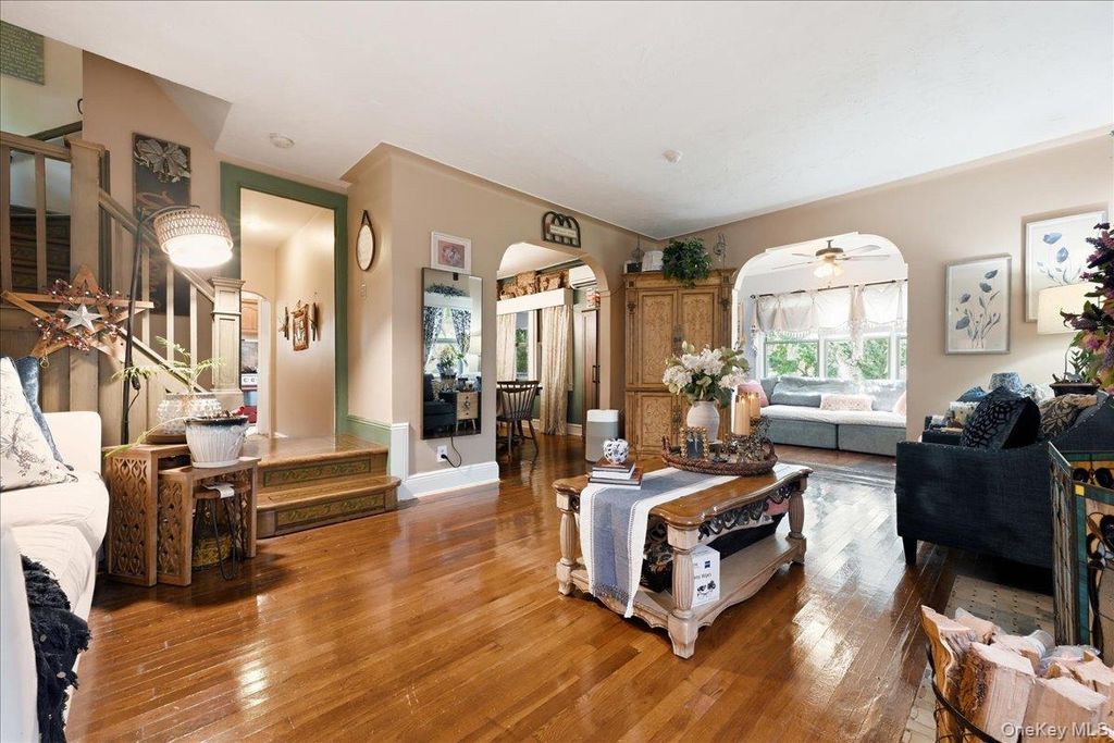 227 Sycamore Street, West Hempstead, NY 11552 — photo 4