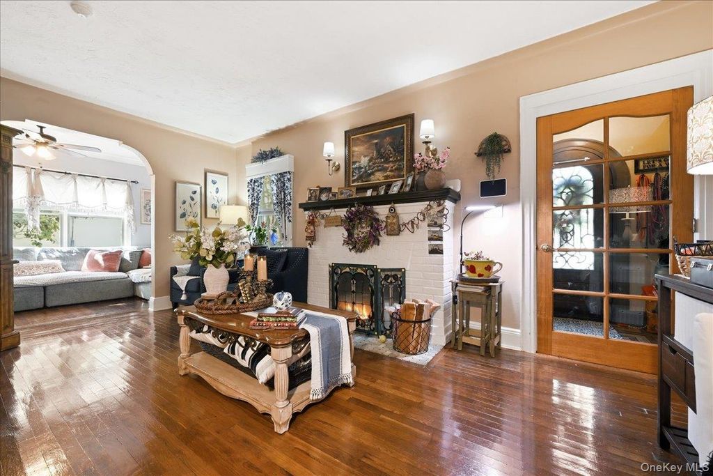 227 Sycamore Street, West Hempstead, NY 11552 — photo 5