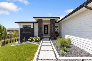 10642 S 188th Avenue, Omaha, NE 68136